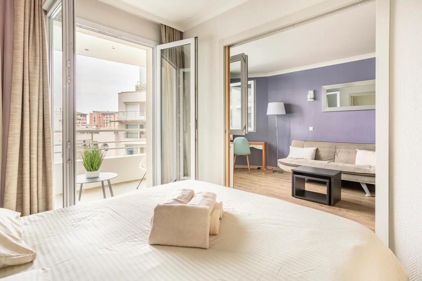 Mycityhaven Paris La Defense Курбьовоа Екстериор снимка