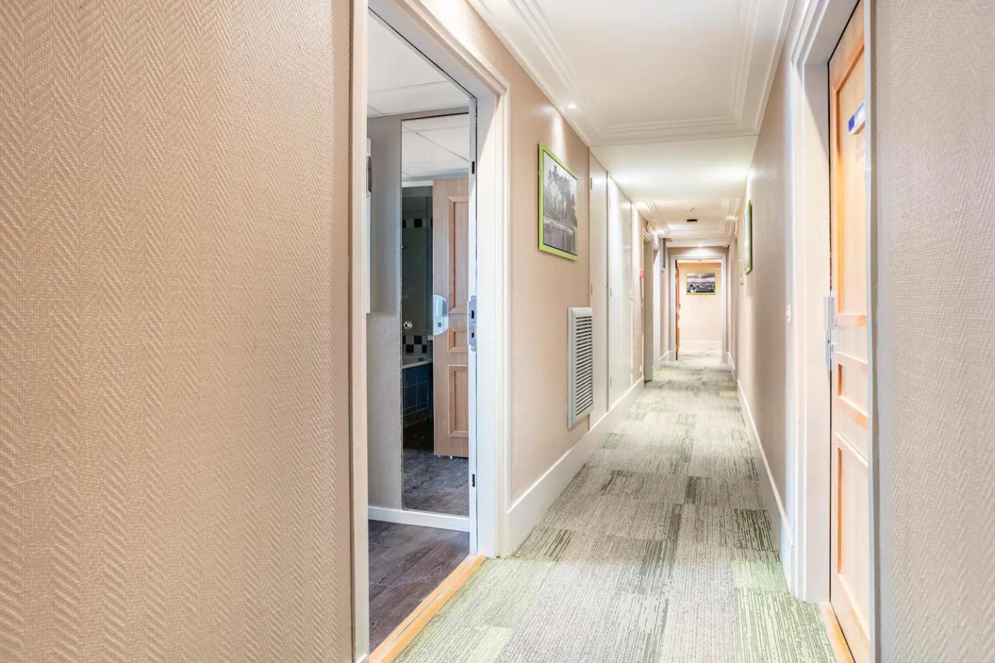 Mycityhaven Paris La Defense Курбьовоа Екстериор снимка