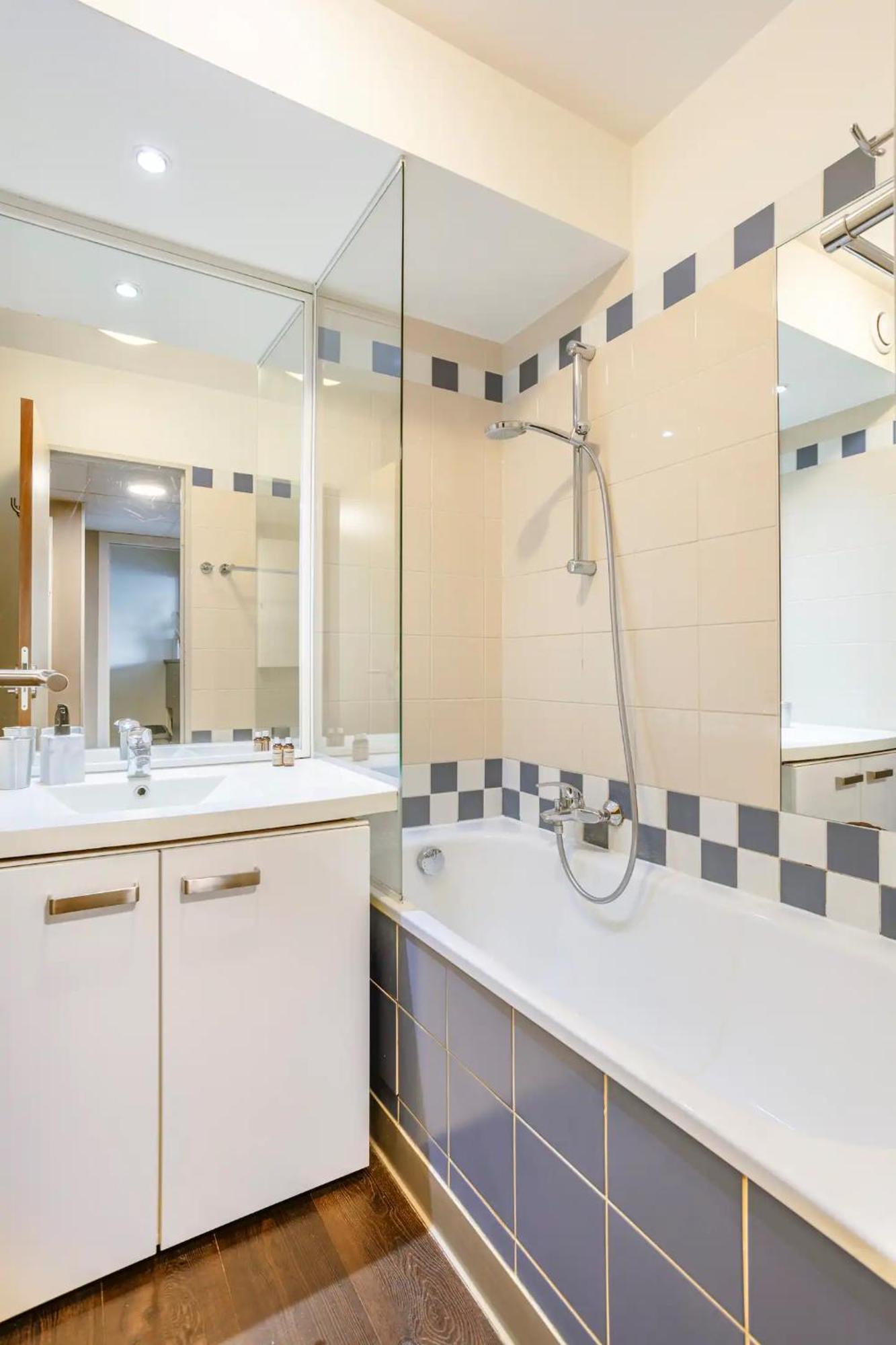 Mycityhaven Paris La Defense Курбьовоа Екстериор снимка